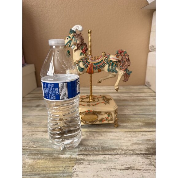 San Francisco Music Box Drdak Sultan’s Dream Carousel Music Box Plays Masquerade - Picture 14 of 16